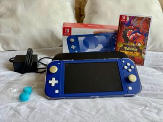 Nintendo Switch Lite Azul + Juego Pokémon