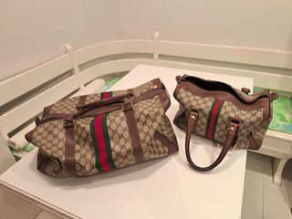 Set di due borse da viaggio stile Gucci marrone e verde