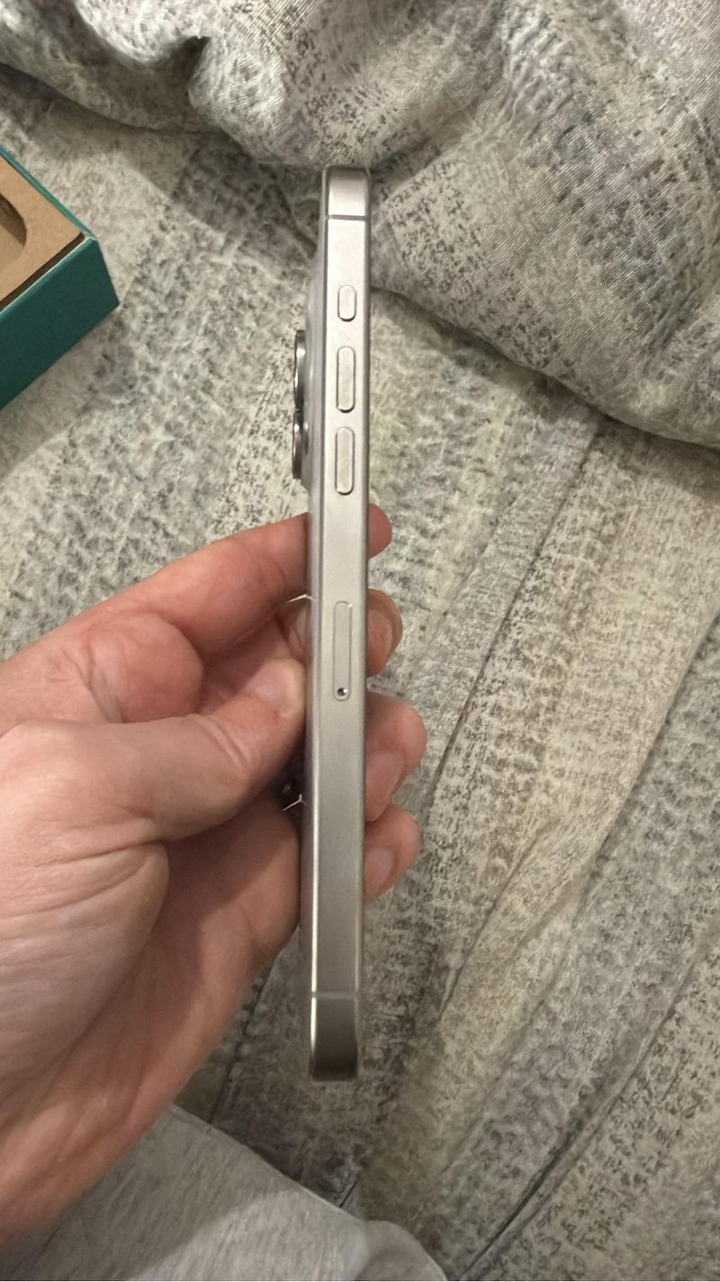 iPhone 15 Pro Max Plata afbeelding 2