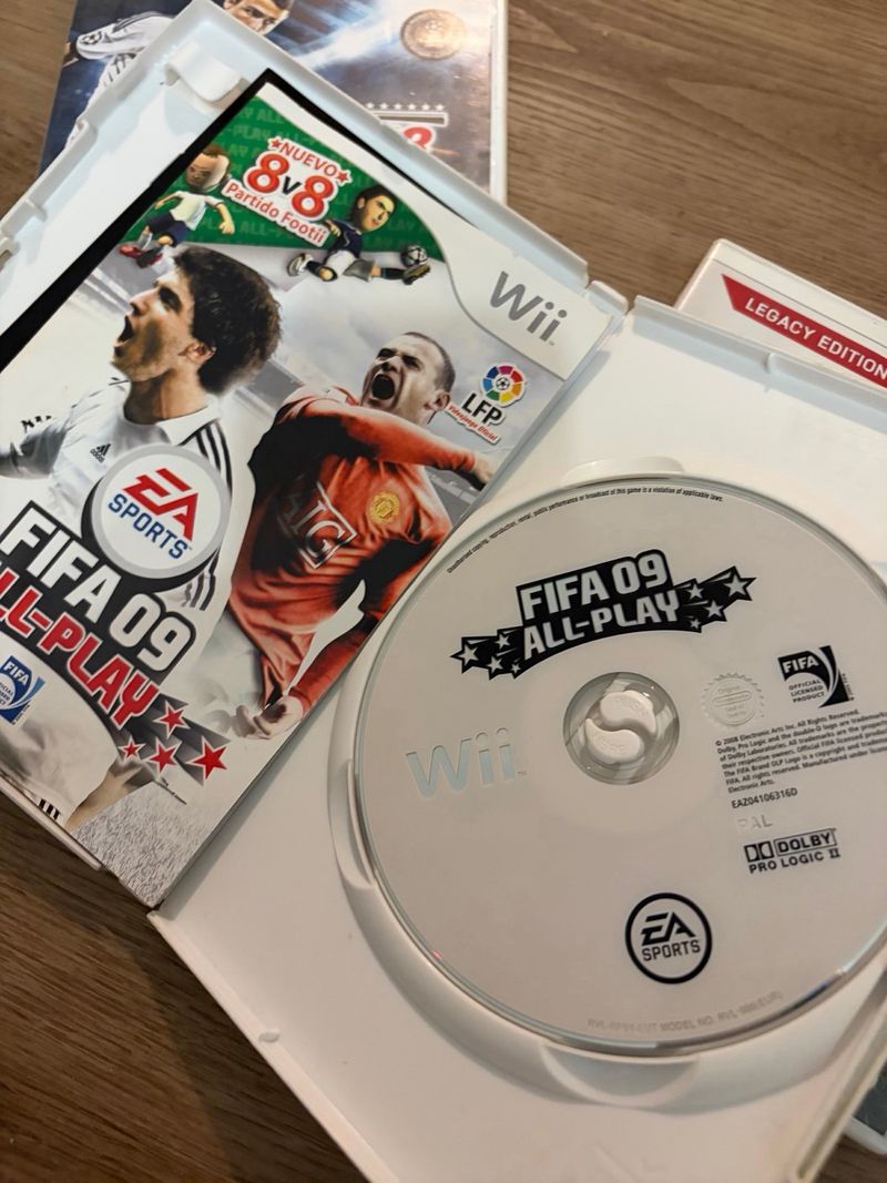 Pack 3 Juegos Wii: PES 2013, FIFA 15, FIFA 09 afbeelding 2