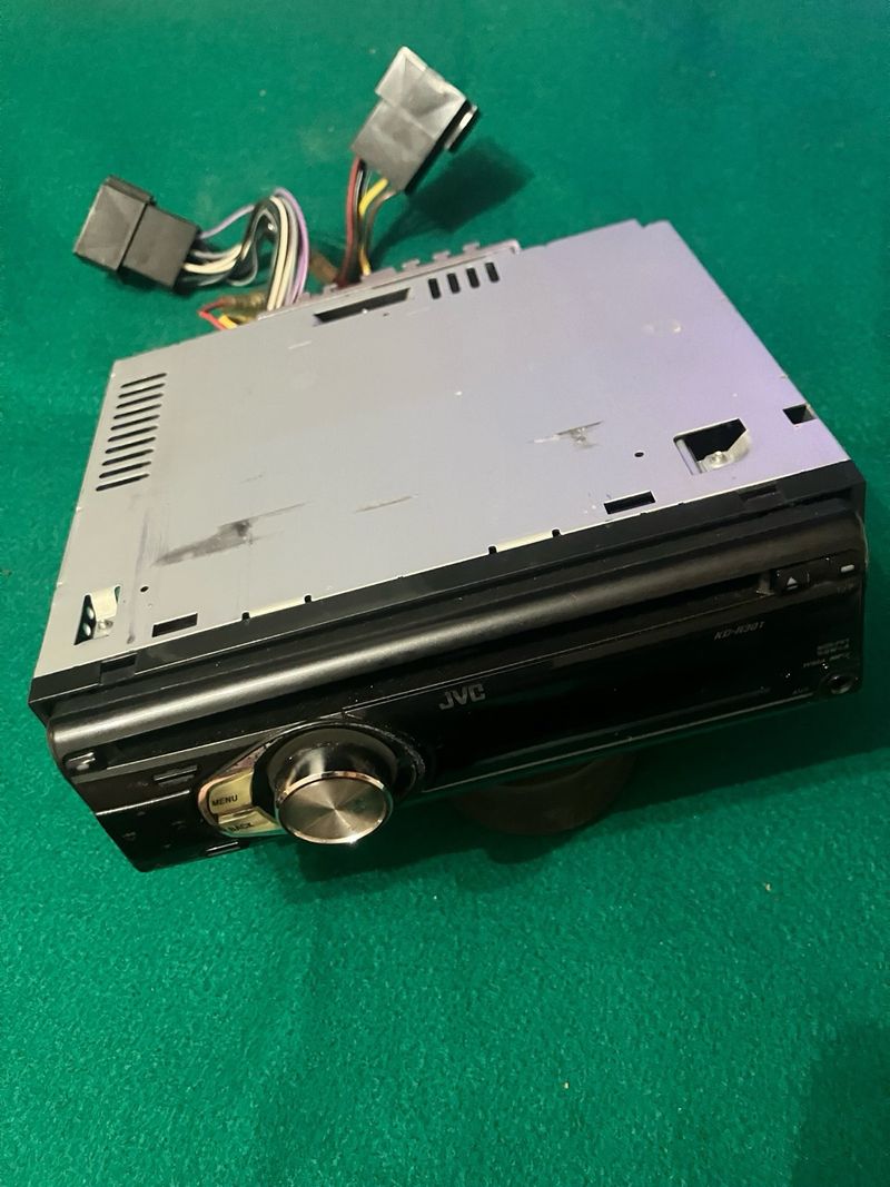 Radio CD JVC KD-R301 Negra afbeelding 2