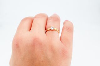 Solitario De Oro De 18K.. Ref: 021-01-01221