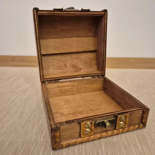 Portagioie o portaoggetti vintage