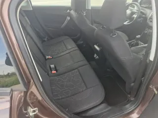 Peugeot 2008 2015