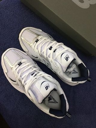 New Balance 530 Blanco/Índigo EU 40.5