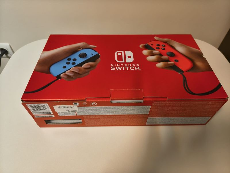 Nintendo Switch V2 + Dock + Joy-Cons afbeelding 4