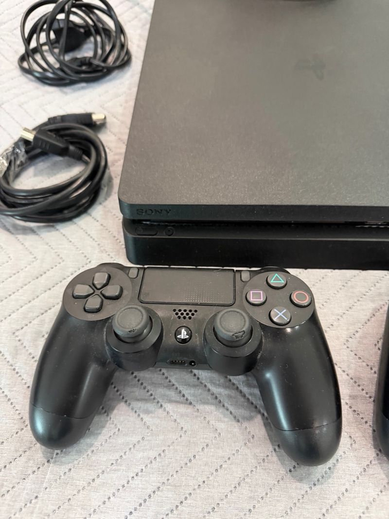 PS4 Slim Sony Negra + Accesorios afbeelding 4