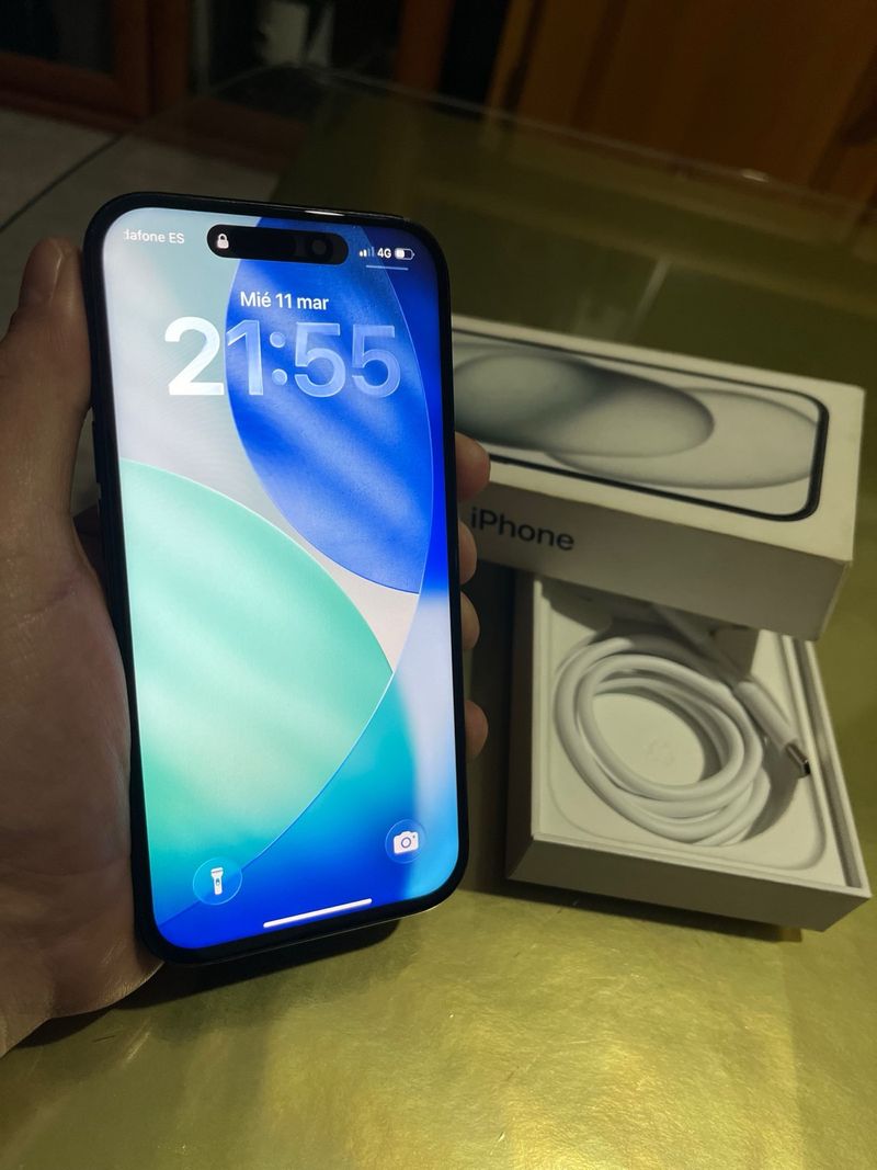 iPhone 15 128GB Negro Mate
