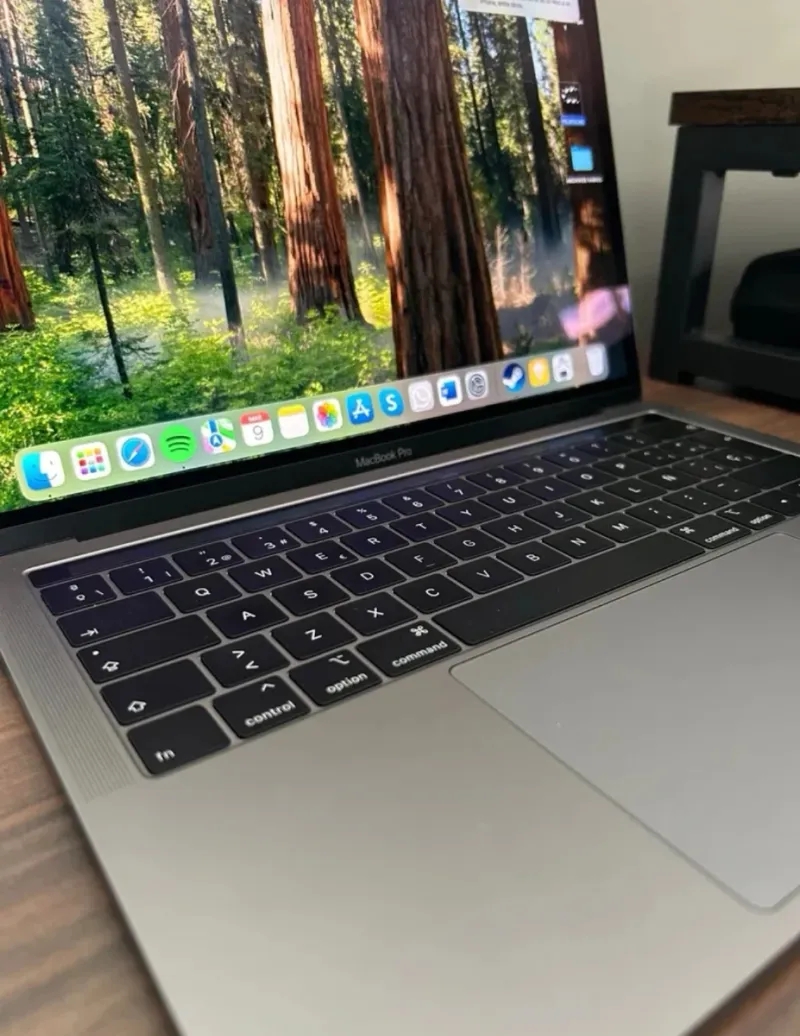 MacBook Pro 13 QUIERO CAMBIO afbeelding 2