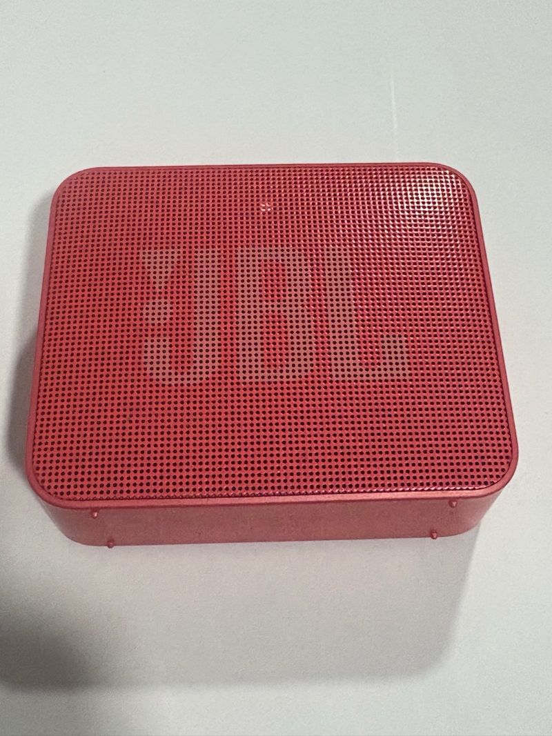 Altavoz Bluetooth JBL GO Essential Rojo