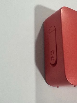 Altavoz Bluetooth JBL GO Essential Rojo