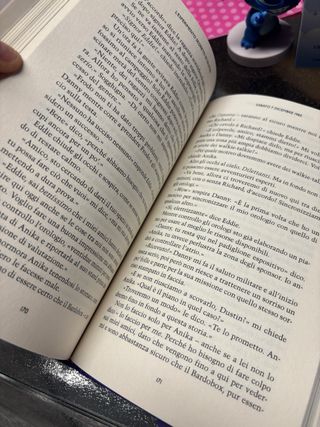 Libro stranger things dustin.