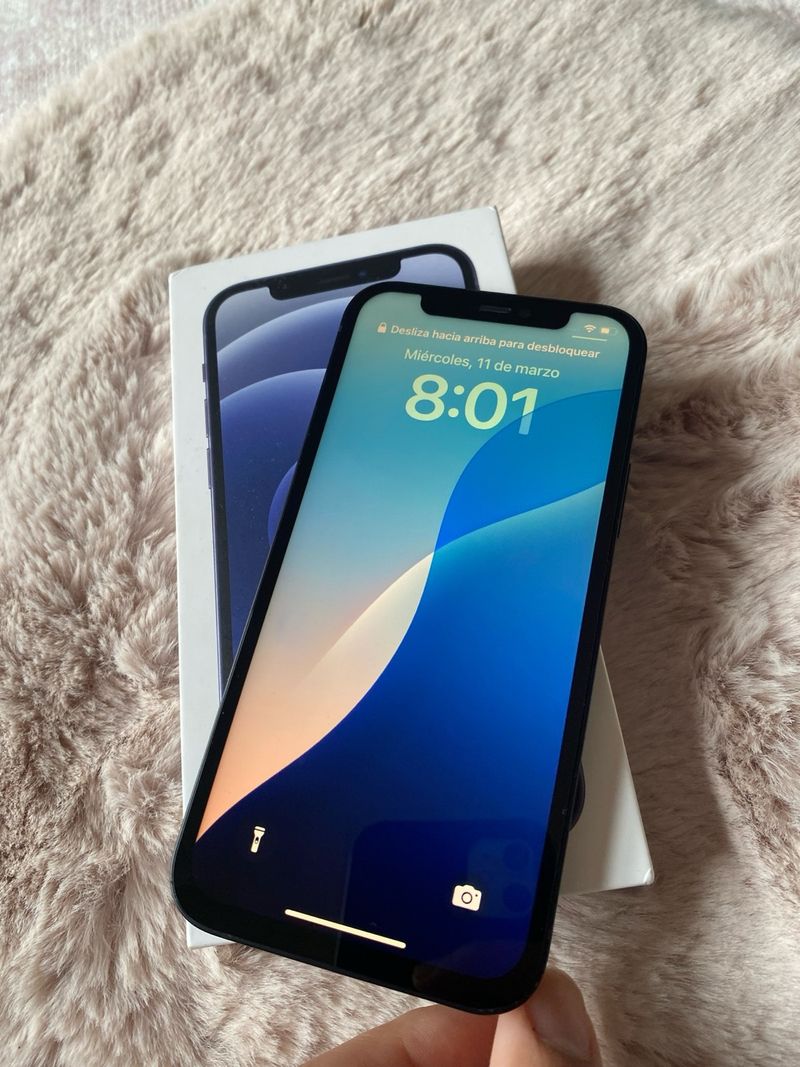 iPhone 12