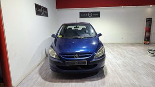 Peugeot 307 2004