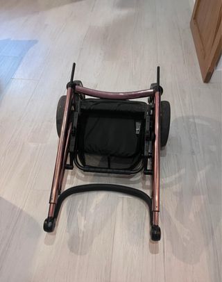 Carro de paseo Bebecar negro y rosa