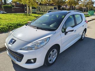 Peugeot 207 SW 2011