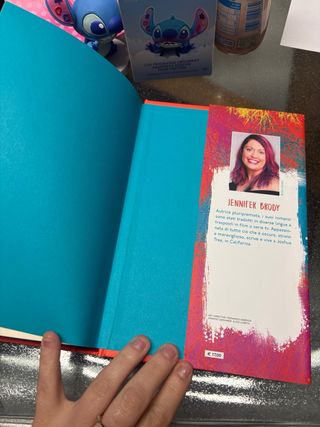 Libro stranger things undici e max.