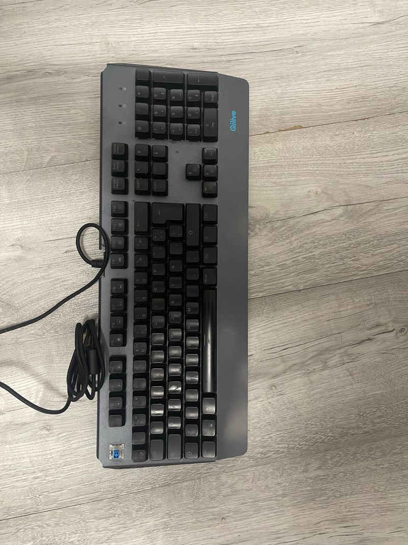 Teclado Mecánico Qilive Negro/Gris FALTA ESC