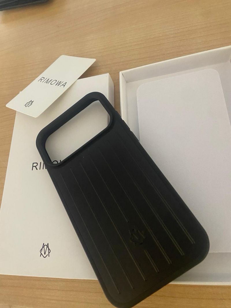 Funda Rimowa Negra iPhone 17 Pro Max afbeelding 2