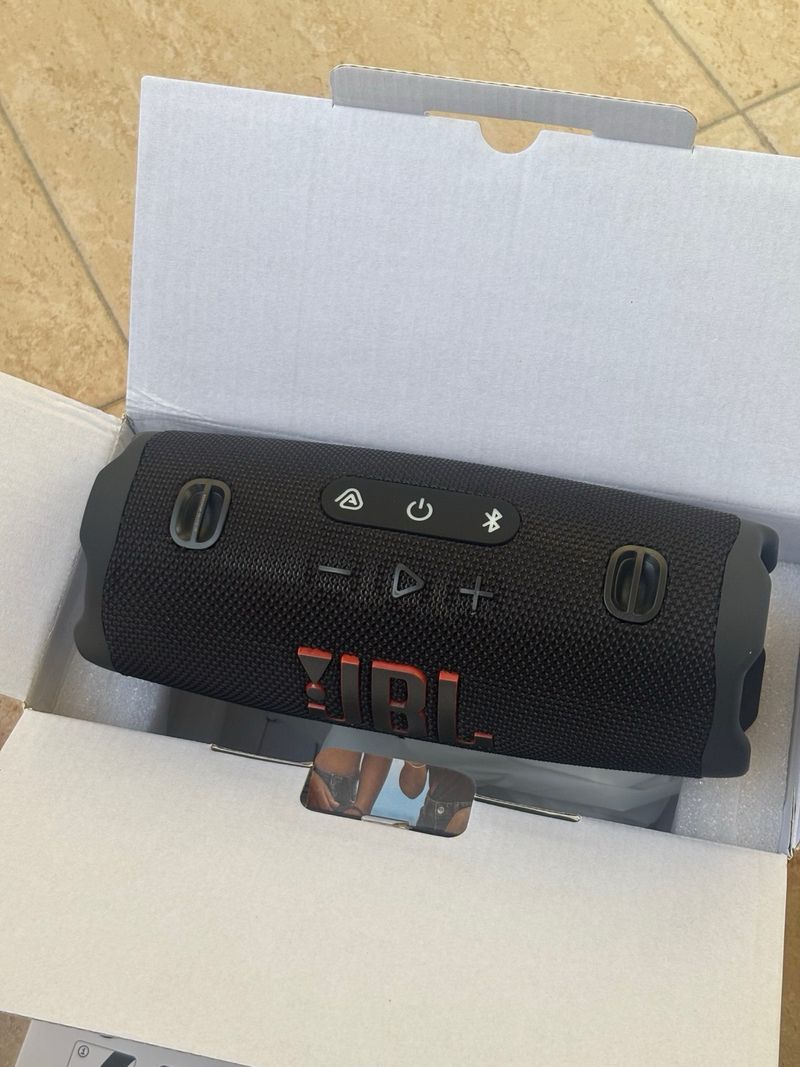 JBL Charge 6 - Nuevo, sin usar afbeelding 2