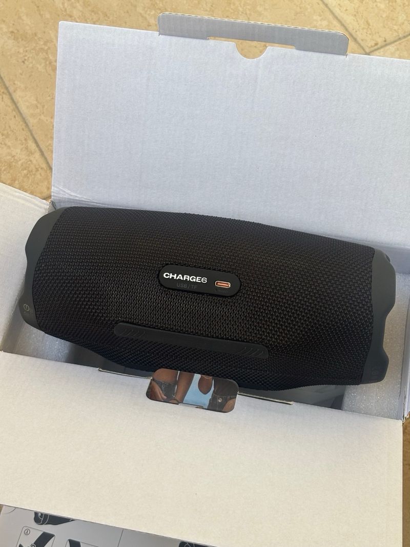 JBL Charge 6 - Nuevo, sin usar afbeelding 4