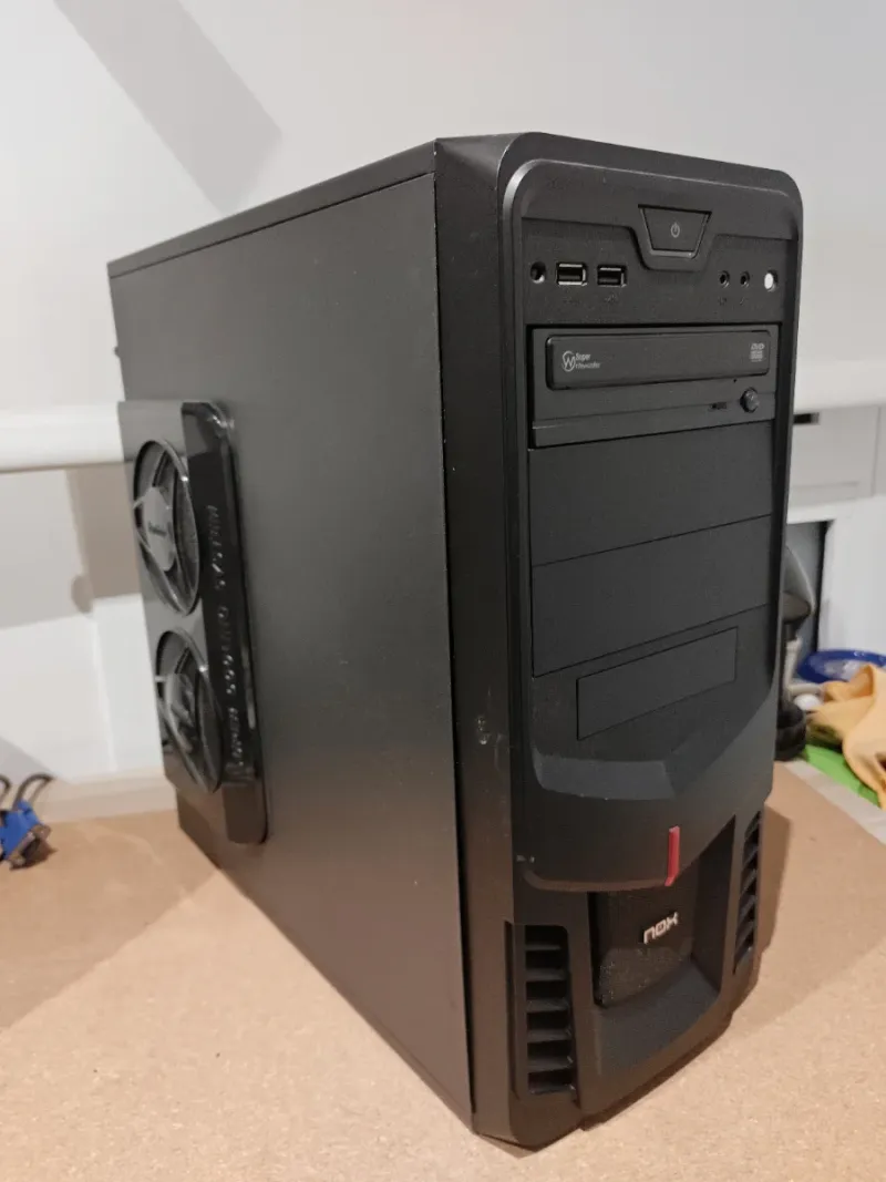 Torre PC Windows 10