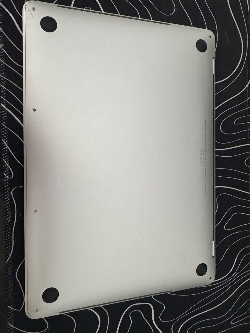 MacBook Pro Apple Gris Espacial afbeelding 2