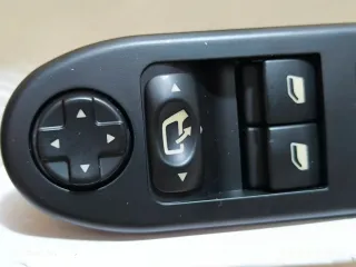 Botones Espejo Peugeot 207 Citroen C3 Picasso