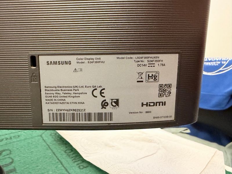 Monitor Samsung 24 FHD afbeelding 3