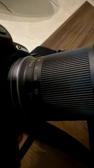 Canon EOS R7 Cámara + Accesorios