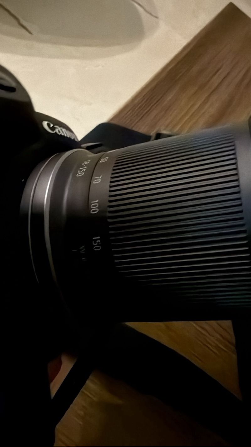 Canon EOS R7 Cámara + Accesorios afbeelding 3