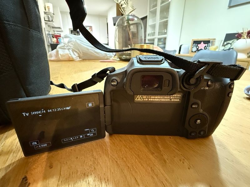 Canon EOS R7 Cámara + Accesorios afbeelding 2
