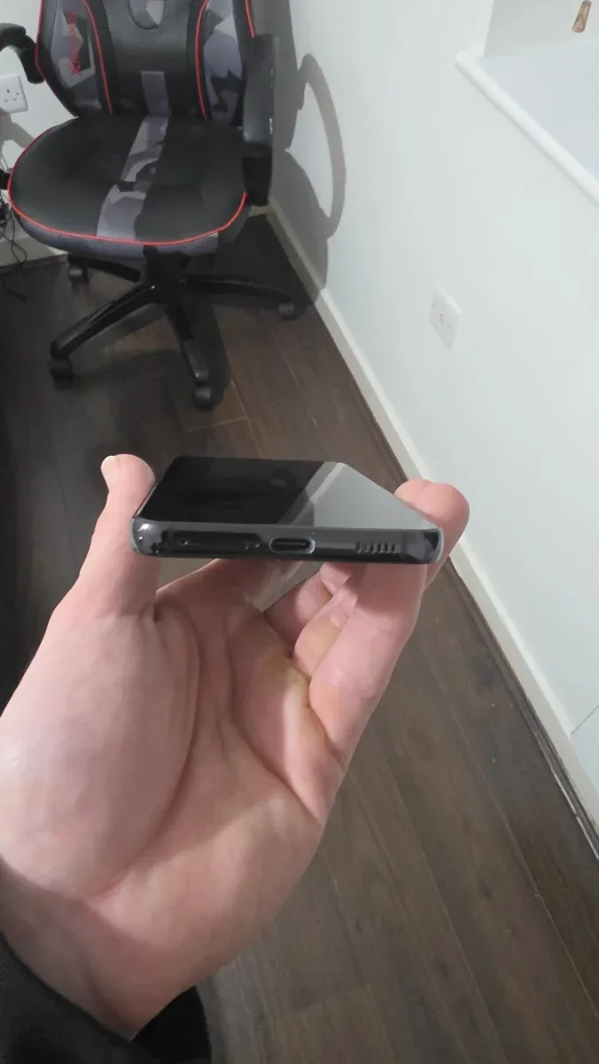Samsung Galaxy S22 Negro afbeelding 2