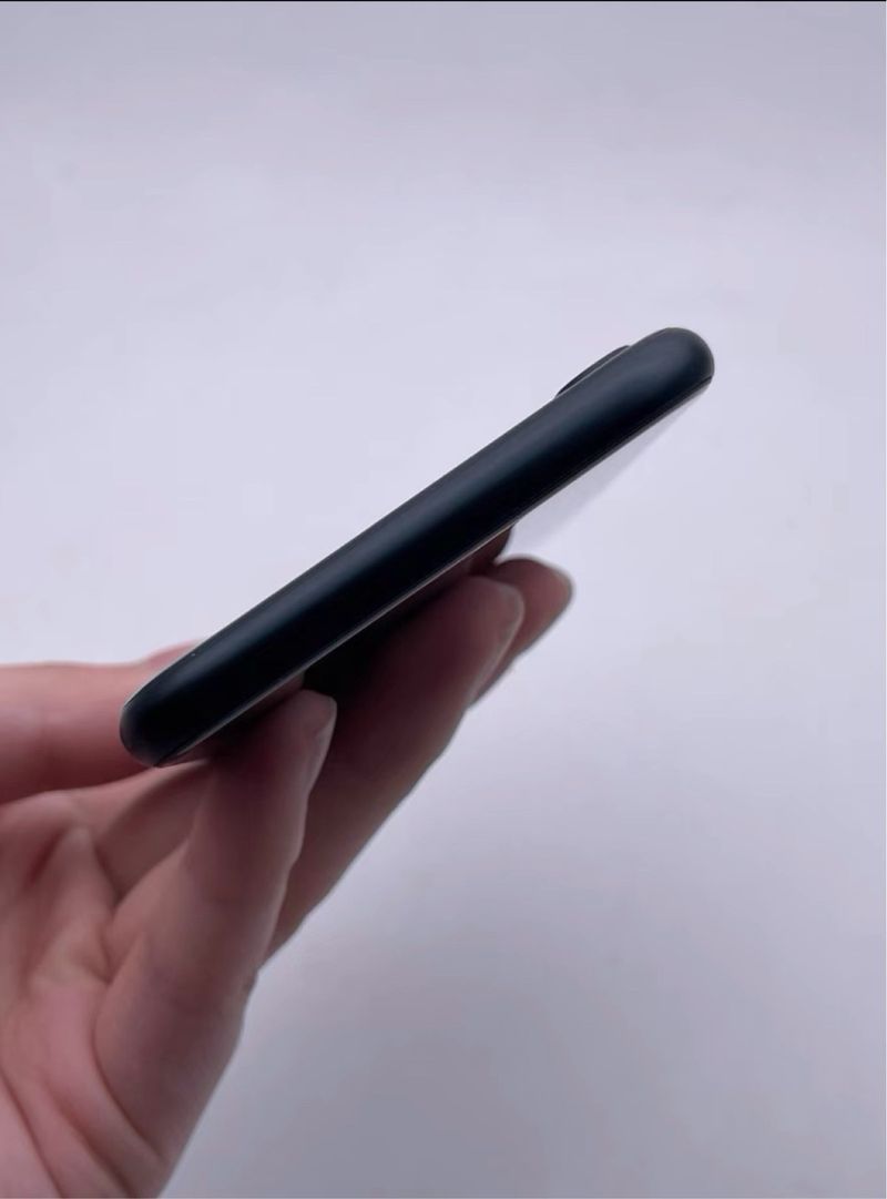iPhone SE 2022 64GB Negro Batería 100% afbeelding 4