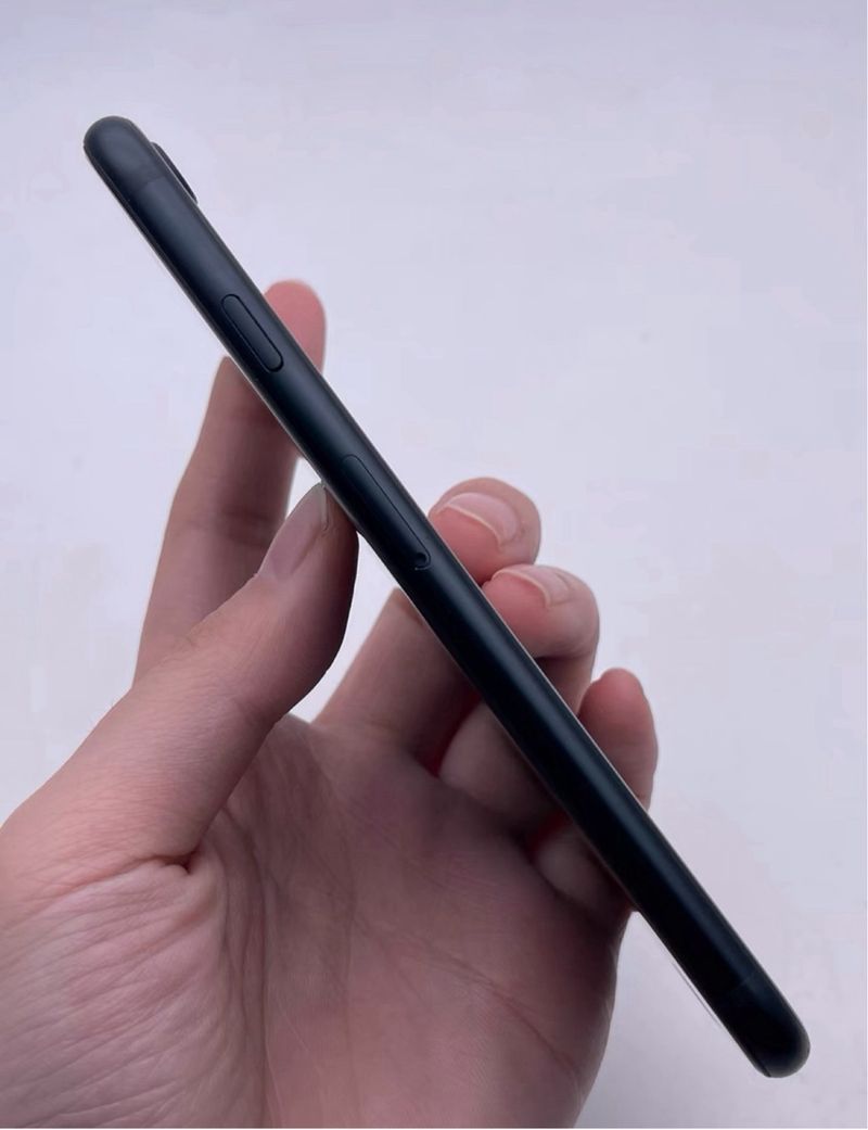 iPhone SE 2022 64GB Negro Batería 100% afbeelding 3