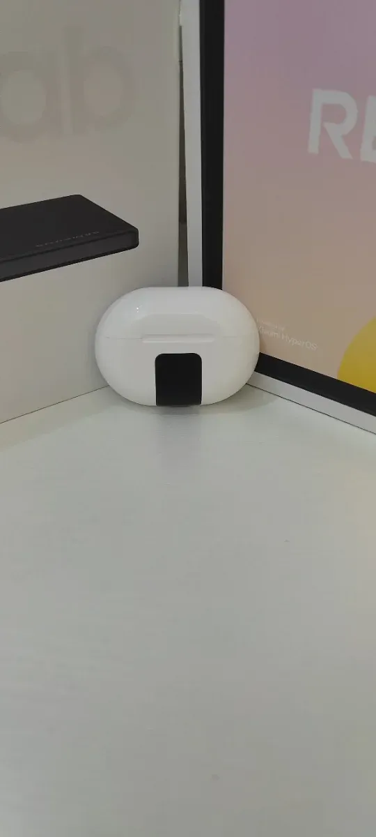 Auriculares inalámbricos blancos