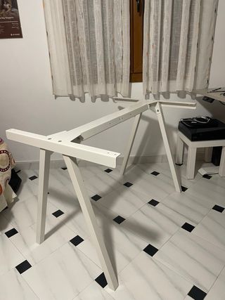 Patas para escritorio IKEA TROTTEN