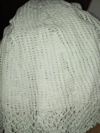Mantel de crochet artesanal
