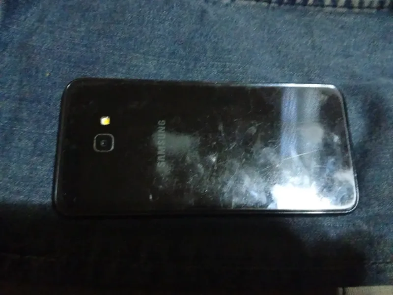 Móvil Samsung Negro