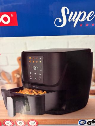 Freidora de aire Tomado SIN ESTRENAR.