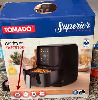 Freidora de aire Tomado SIN ESTRENAR.