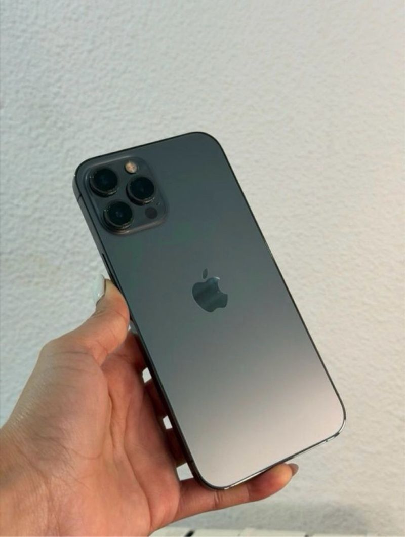 iPhone 12 Pro - 85% Bateria afbeelding 2