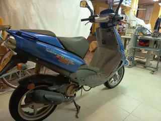 Scooter Aprilia World Wide Winner