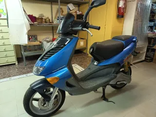 Scooter Aprilia World Wide Winner