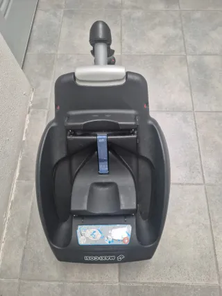 Maxi-Cosi y base Isofix