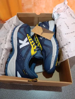 Zapatillas Trail Kelme Talla 43 Azul/Amarillo