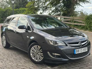 Opel Astra 2014