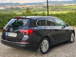 Opel Astra 2014