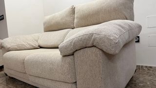 Sofá de 2 plazas extensible en tela beige