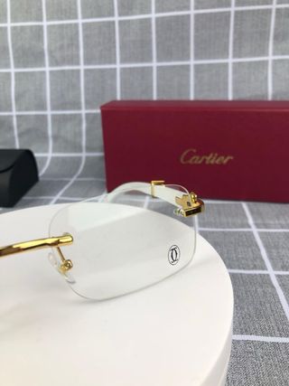 Gafas Cartier blanco y dorado